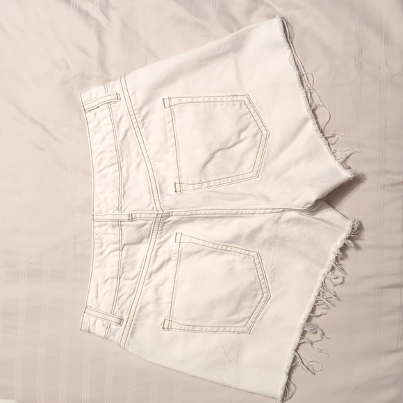 White jean shorts - Picture 2 of 2